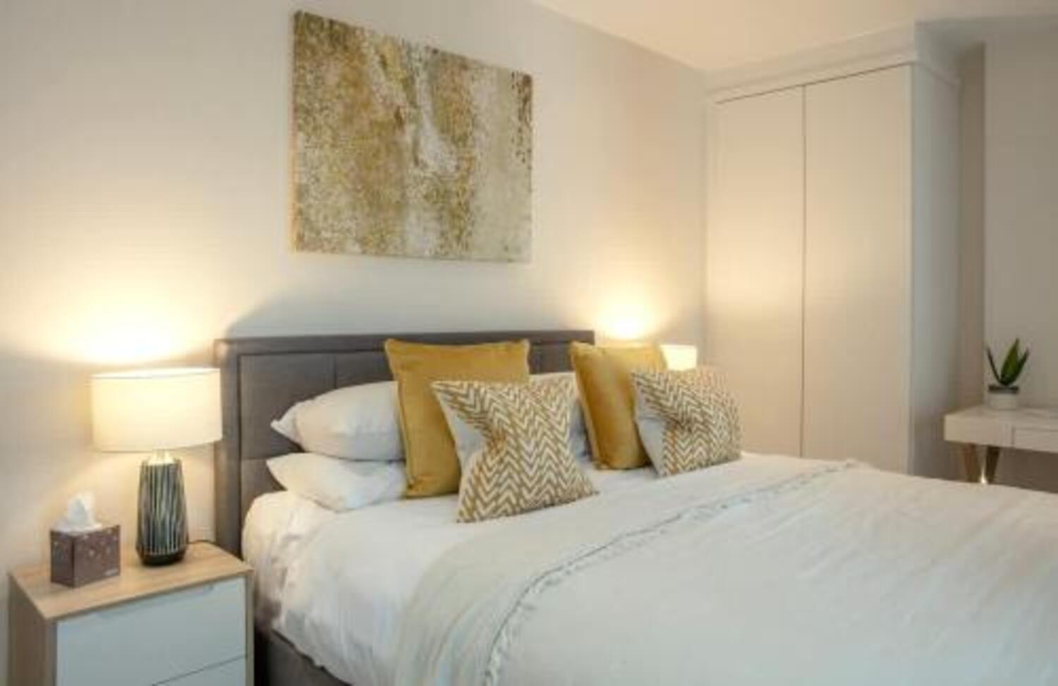 Westminster 2 Bed 2 Bath Apartment Londra Exterior foto